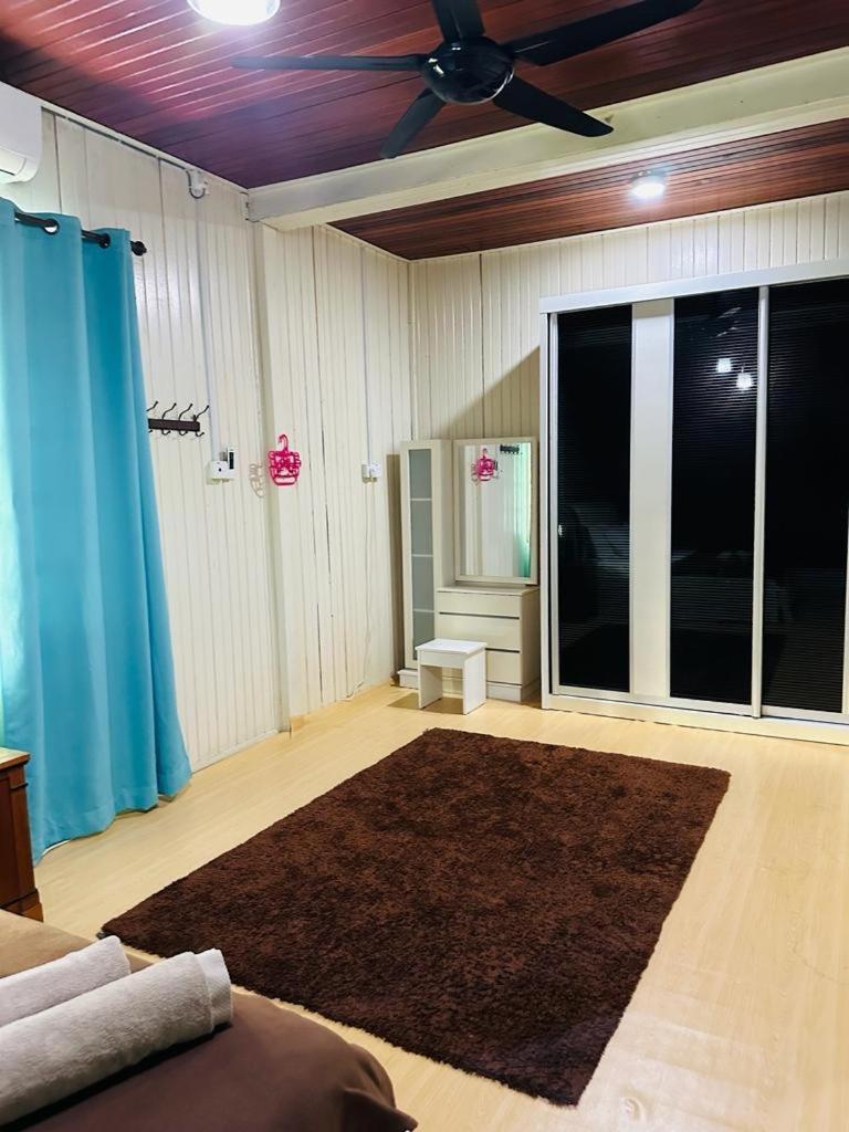 Kak Nor Villa Kuala Terengganu Exterior photo