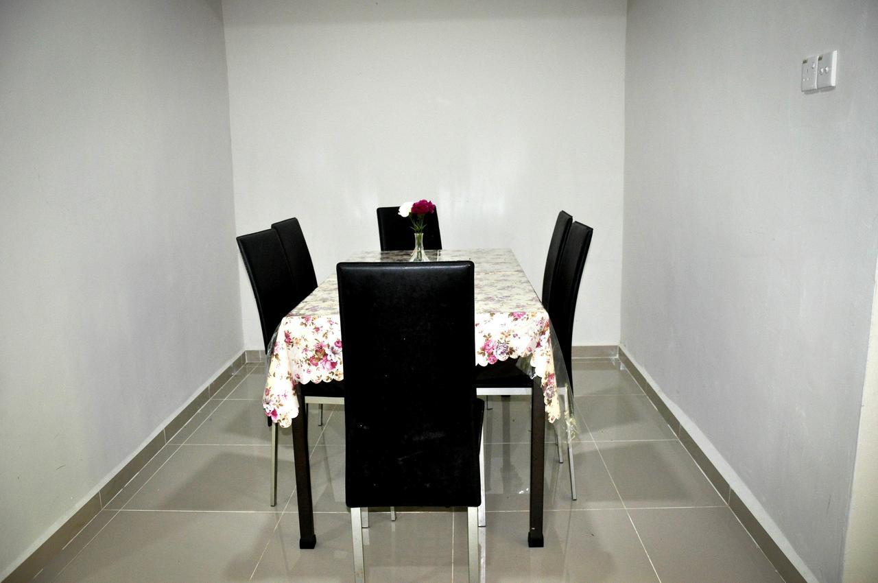 Kak Nor Villa Kuala Terengganu Exterior photo